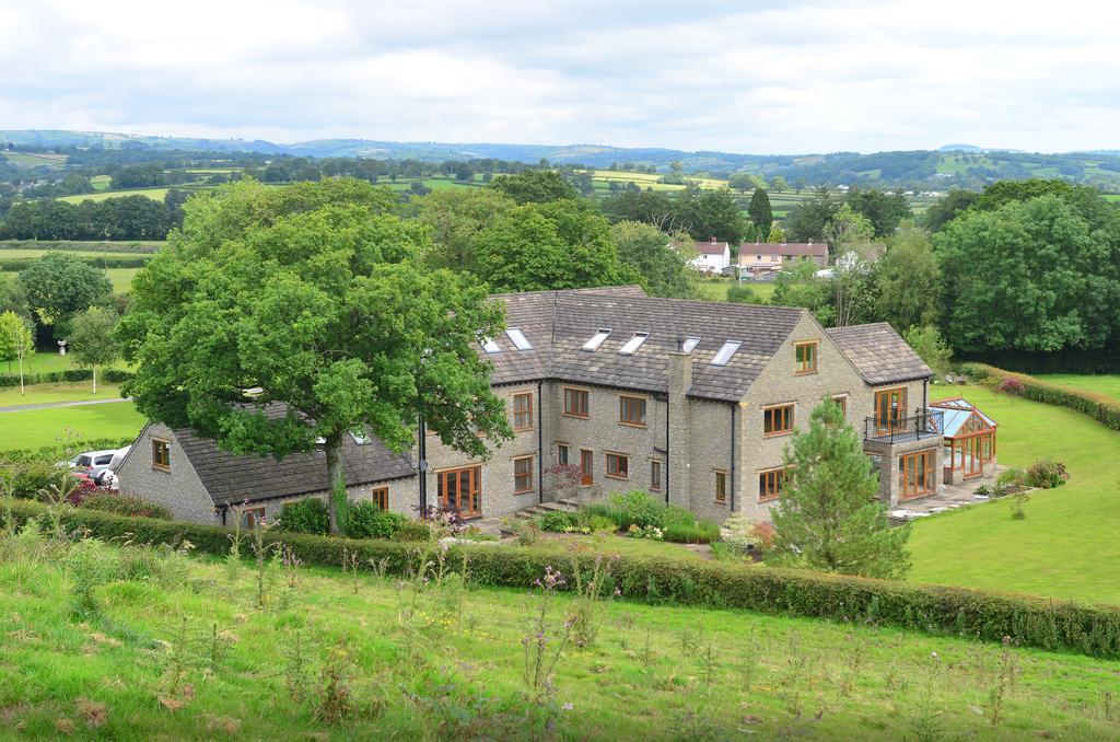 カーマーゼン Llwyn Helyg Country Houseゲストハウス エクステリア 写真